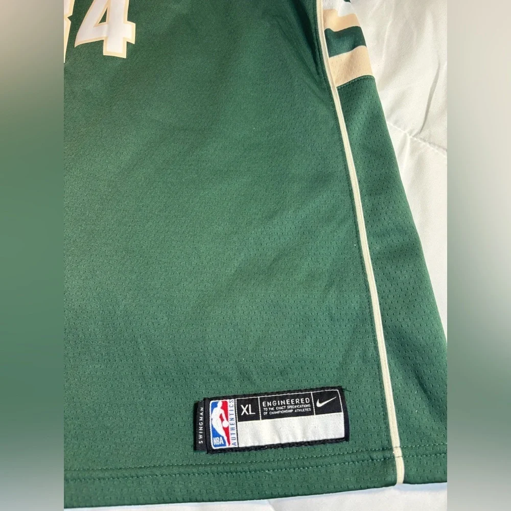 GIANNIS ANTETOKOUNMPO MILWAUKEE BUCKS NIKE SHIRT JERSEY YOUTH XL (18/20)48 GREEN